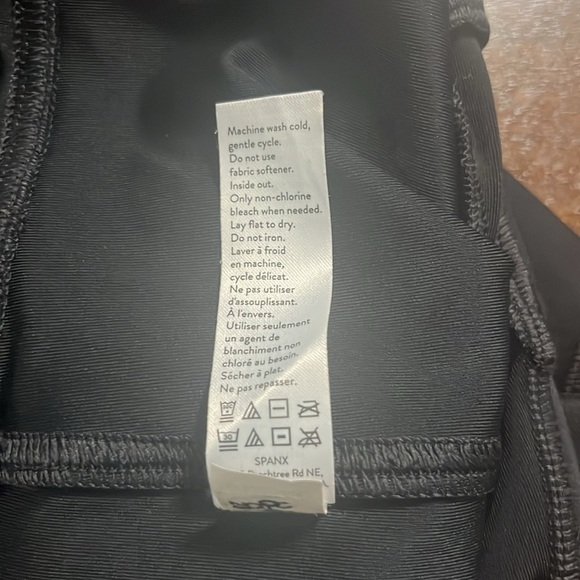 SPANX Faux Leather Leggings - Picture 7 of 8